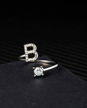 Zirka™ |Offener Zirkonia-Ring mit Initialen