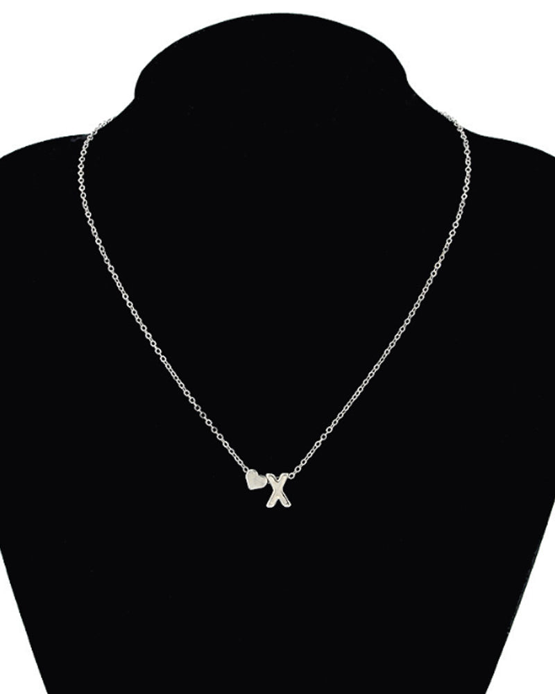 Valla™ | Verspielte Halskette mit pfirsichfarbenem Herz und Initialen