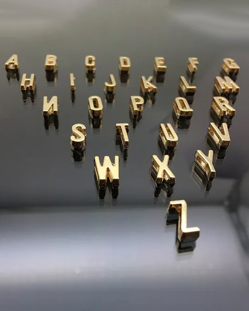 Valla™ | Verspielte Halskette mit pfirsichfarbenem Herz und Initialen