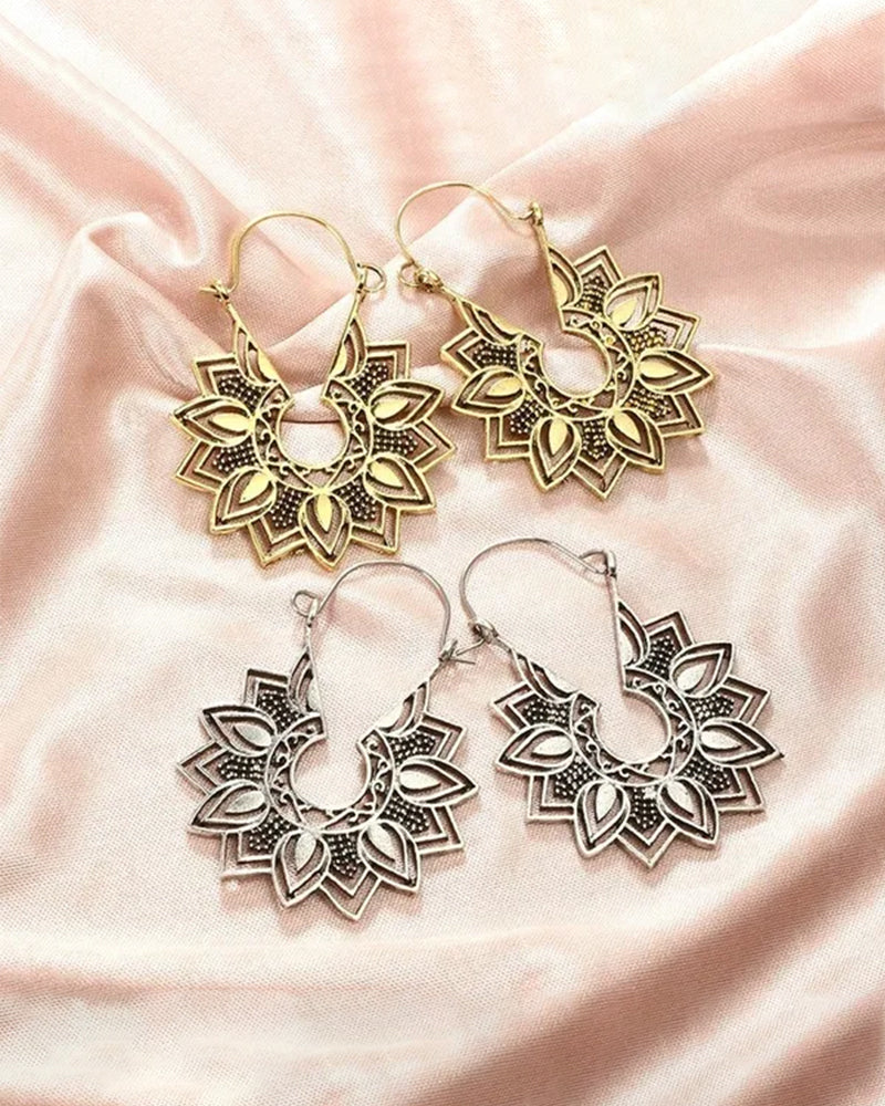 Vinta™ | Überdimensionale hohle Vintage-Ohrringe