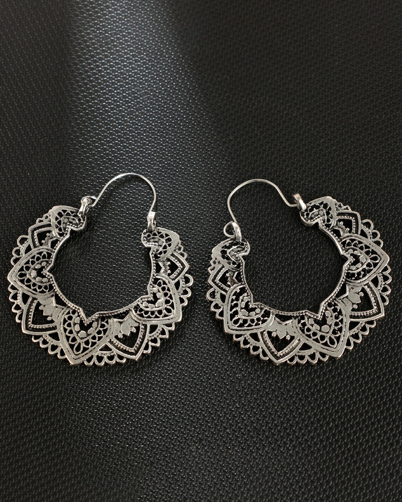 Vinta™ | Überdimensionale hohle Vintage-Ohrringe