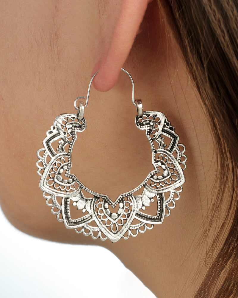 Vinta™ | Überdimensionale hohle Vintage-Ohrringe