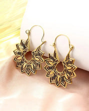 Vinta™ | Überdimensionale hohle Vintage-Ohrringe